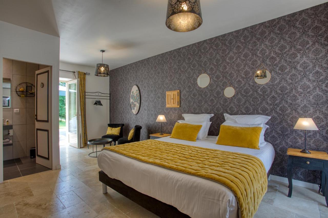 Domaine Des Pierres Blanches - Chambres D'Hotes Carlux Экстерьер фото