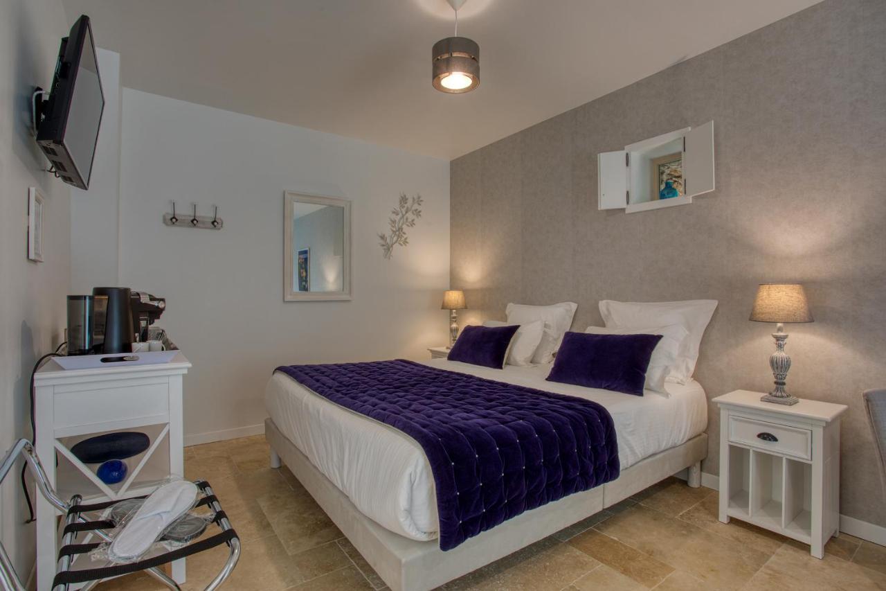 Domaine Des Pierres Blanches - Chambres D'Hotes Carlux Экстерьер фото